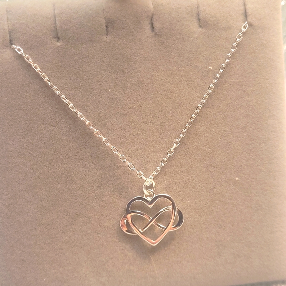New Silver Infinite Heart